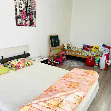 Cozy Kids Friendly * 소피아